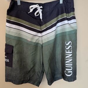 Guinness Men’s Board Shorts Swim Trunks Size M Green Black Stripe Logo Pocket
